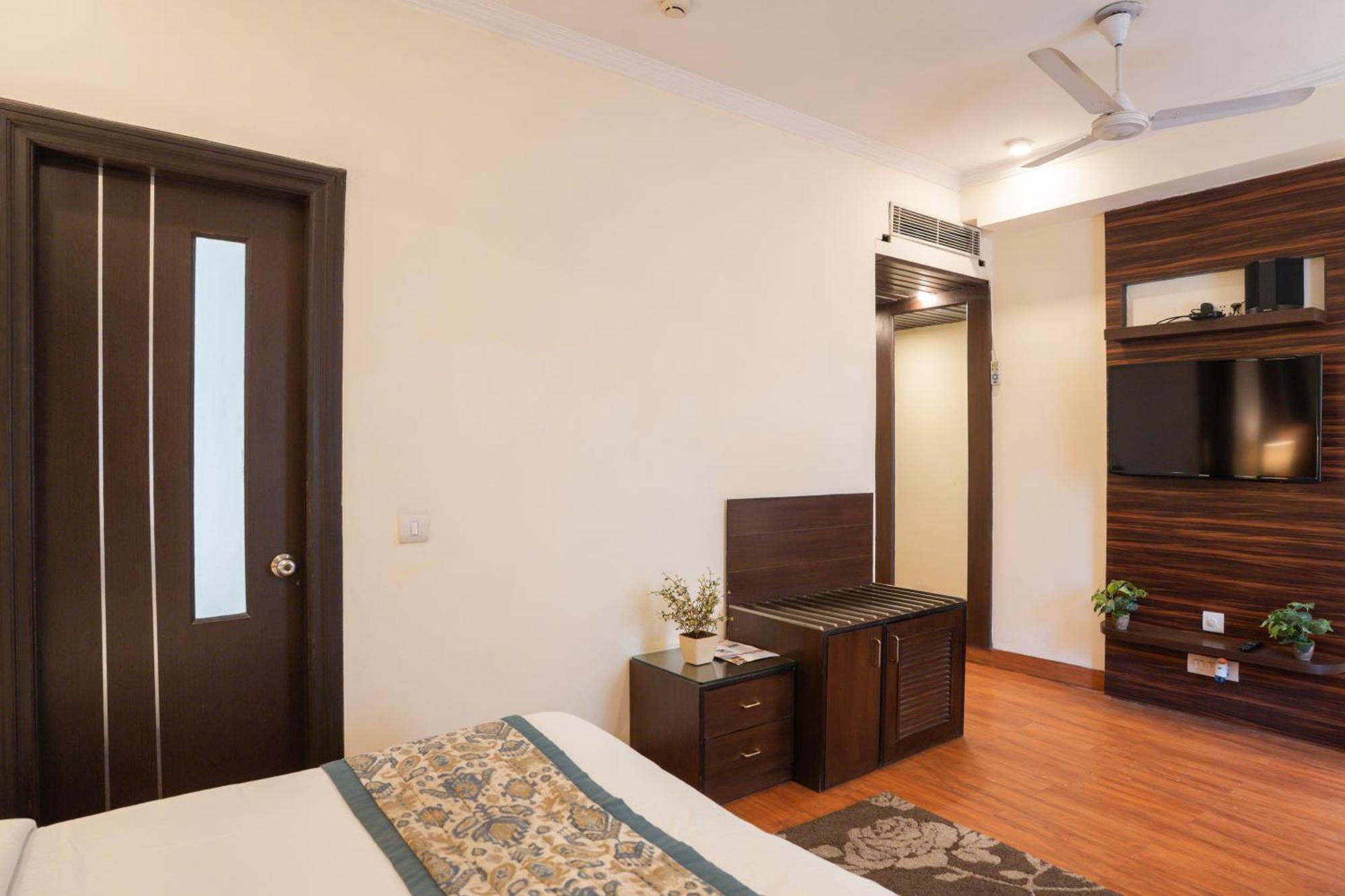 Ahuja Residency Cyber City II คูร์เคาน์ ภายนอก รูปภาพ